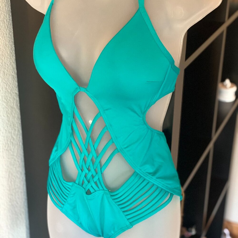 Kenneth Cole Macrame Monokini Swimsuit Turquoise Size Small
